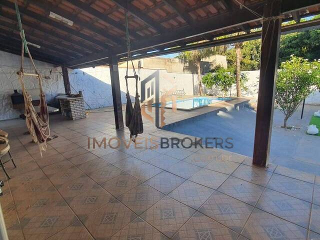 #9 - Casa para Venda em Guará - DF - 1